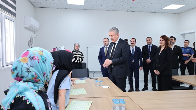 Mardin Valisi Tuncay Akkoyun, Dargeçit ilçesinde ziyaretlerde bulundu