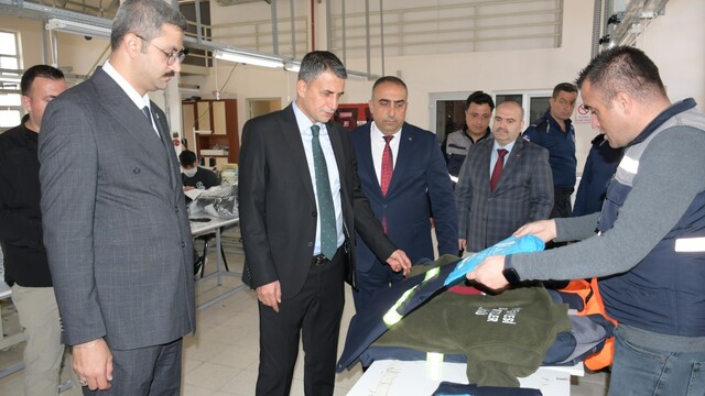 Niğde Cumhuriyet Başsavcısı Tuncay, açık ceza infaz kurumu iş yurdu atölyelerini ziyaret etti