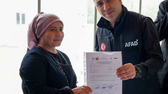 Gölbaşı'nda kalıcı konutlar hak sahiplerine teslim edildi