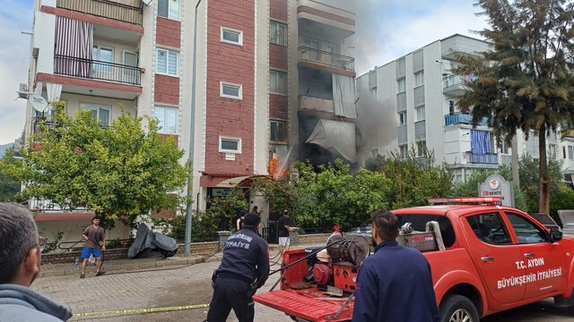 Aydın'da ev yangını