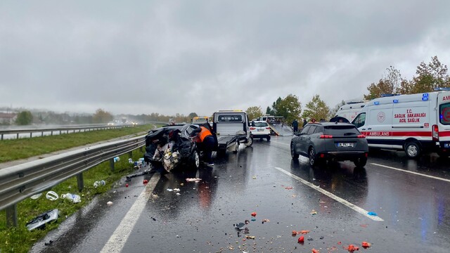 Üsküdar Belediye Başkan Vekili Gültekin, Düzce'de trafik kazasında yaralandı