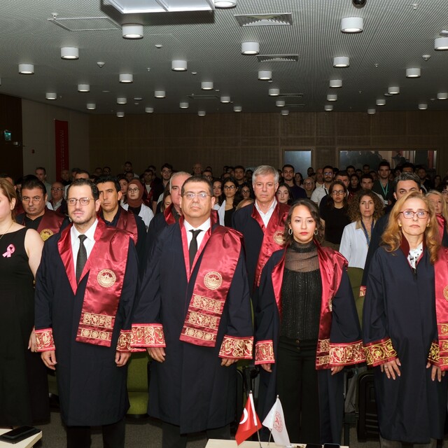 Sağlık Bilimleri Üniversitesi Adana Tıp Fakültesinin akademik yıl açılış tö...