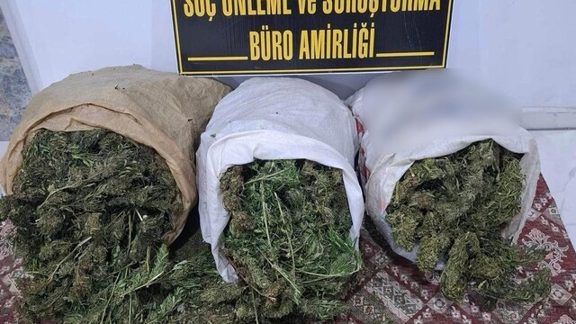 Konya'da uyuşturucu operasyonunda 4 zanlı tutuklandı