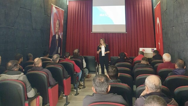 Eskişehir'de tutuklu ve hükümlülere aile içi iletişim eğitimi verildi