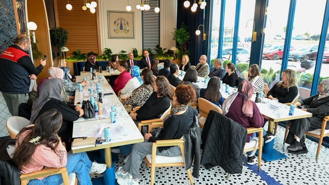 Kırklareli Valisi Turan, kadın çiftçilerle buluştu