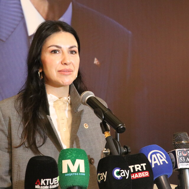 AK Parti Genel Başkan Yardımcısı Ayan, Rize'de konuştu: