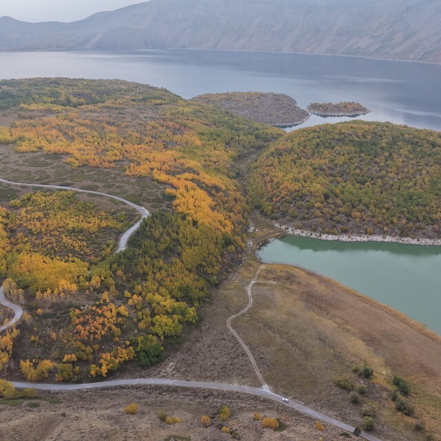 Nemrut Kraterinde sonbahar güzelliği