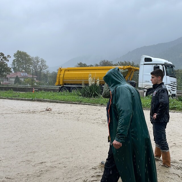 Sakarya'da sağanak; yollar ve sokaklar suyla kaplandı (7)
