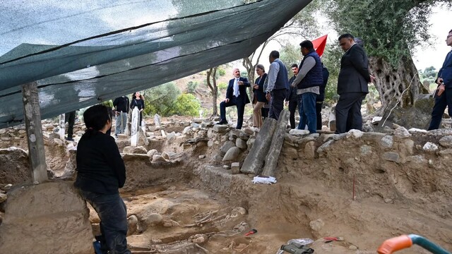 Aydın Valisi Varol, Horasan kazı çalışmalarını yerinde inceledi