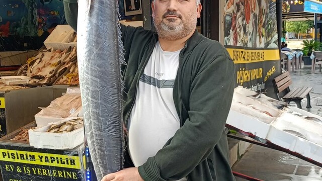 Akdeniz'de 12 kilogramlık ceylan balığı yakalandı