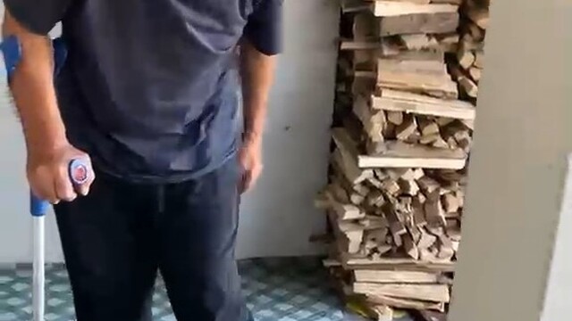 Yürümekte zorlanan 76 yaşındaki adamın huzurevine yerleştirilme talebi