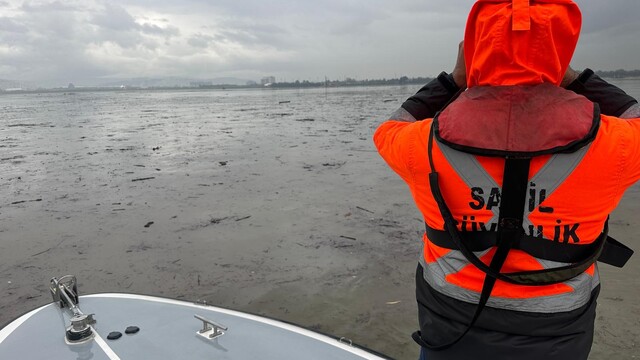 Kocaeli'de sel sularına kapılarak kaybolan vatandaşı arama çalışmaları sürüyor