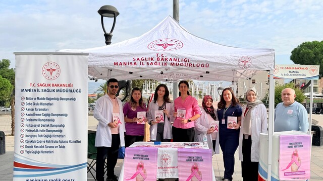 Alaşehir'de meme kanserinde erken teşhisin önemi anlatıldı
