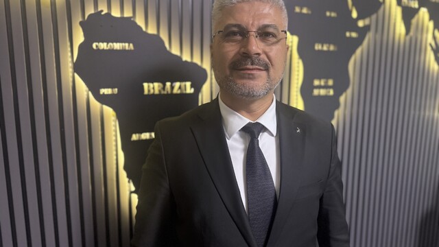 Sel hasarlarına 'kasko' ve 'konut sigortası'
Sigortacı Yakup Göktaş: "Sel hasarlarında araçlardaki hasarı kasko, konut ve iş yerlerindeki hasarı da konut ve iş yeri sigortası karşılar"