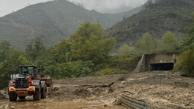 Sakarya'da sağanak etkisini sürdürüyor