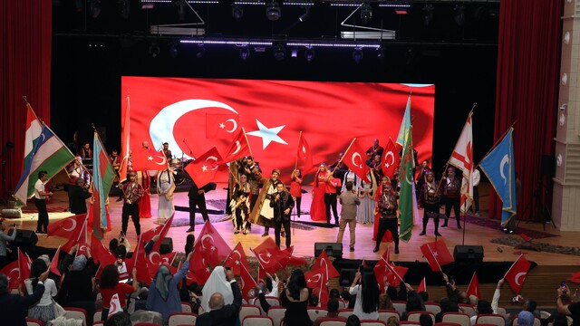 Talas'ta Türk Dünyası coşkusu