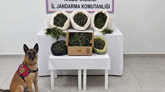 Niğde'de 10 kilo uyuşturucu ele geçirildi