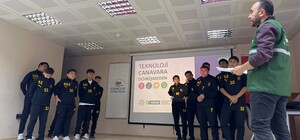 Bayburt’ta genç futbolculara bağımlılıkla mücadele eğitimi verildi