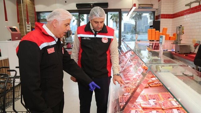 Bursa'da 220 işletmeye eş zamanlı et denetimi
Dönerden sucuğa geniş kapsamlı denetim