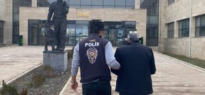 Yüksek kazanç vaadiyle 1,5 milyon TL’lik vurgun yapan şahıs tutuklandı