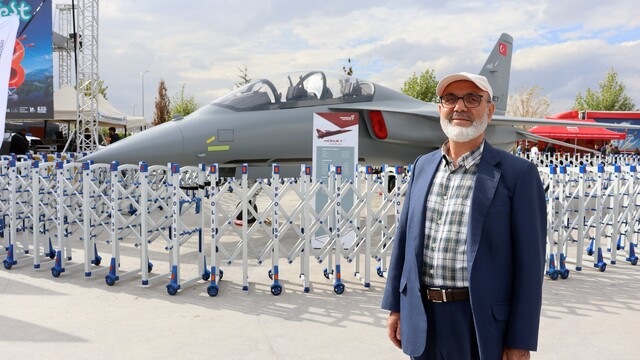 Hürjet'i gören vatandaş duygulandı: "Türk vatandaşı olarak, Türk millet olarak seviniyoruz"