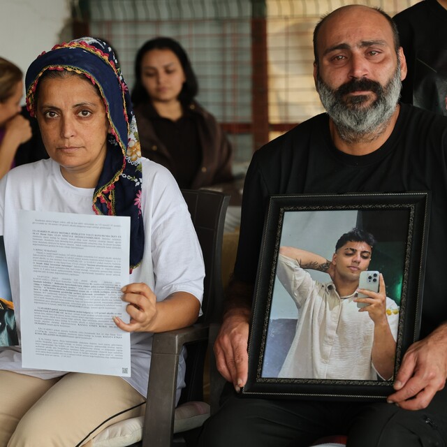 Adana'da 2 gencin öldüğü kazada sürücü tahliye edildi: Aileler gözyaşlarına...