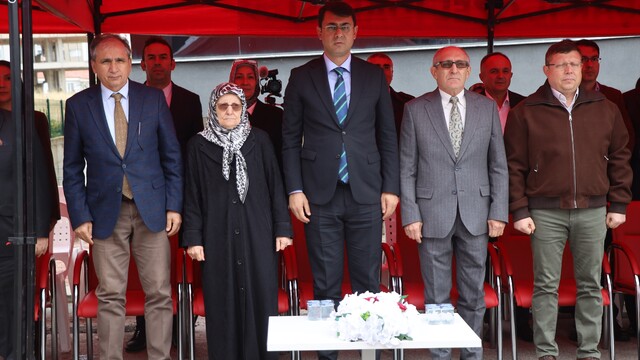 Uşak'ta Fevzi Dülgeroğlu Aile Sağlığı Merkezi törenle açıldı