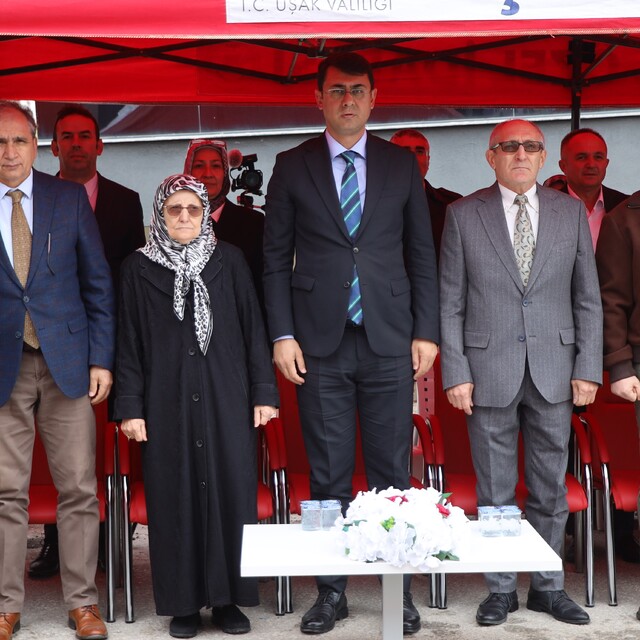 Uşak'ta Fevzi Dülgeroğlu Aile Sağlığı Merkezi törenle açıldı