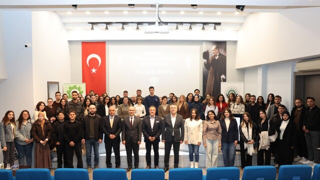 Öğrencilerden Denizli OSB'ye ziyaret