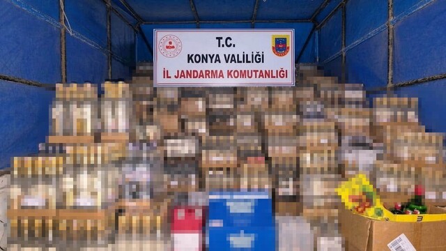 Konya'da kaçak alkol ve sigara operasyonu
