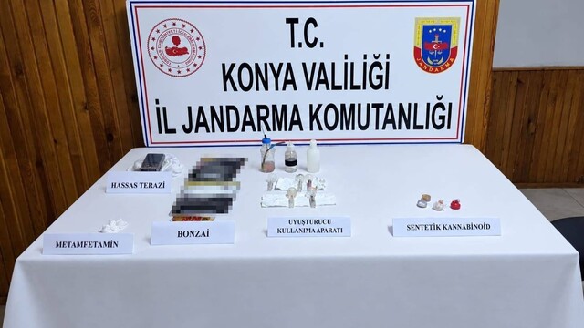 Konya'da 4 bin 137 sentetik hap ele geçirildi