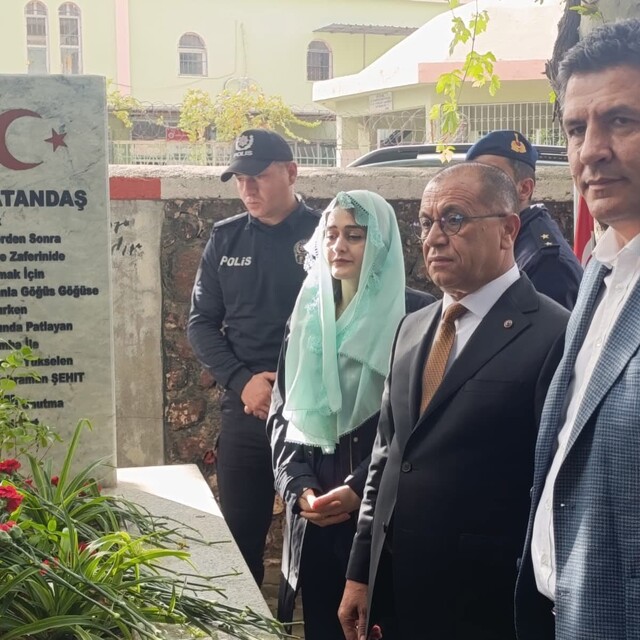 Adana'da şehit Kaymakam Saim Bey kabri başında anıldı