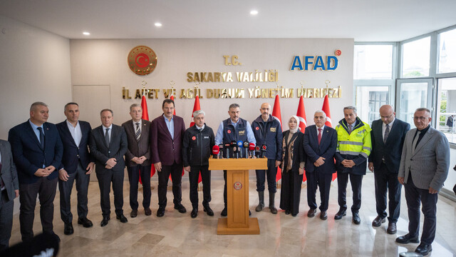 İçişleri Bakanı Çiftçi, sağanaktan etkilenen Sakarya'da konuştu: