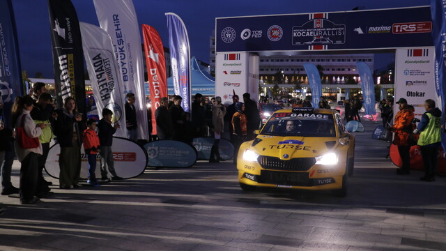 43. Kocaeli Büyükşehir Rallisi, seremonik startla başladı