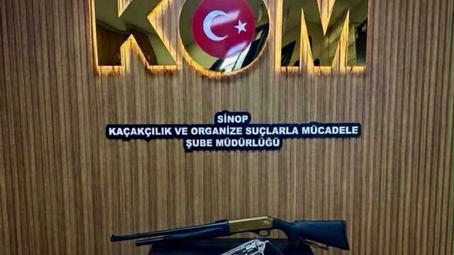 Sinop merkezli ruhsatsız silah operasyonunda 9 şüpheli yakalandı