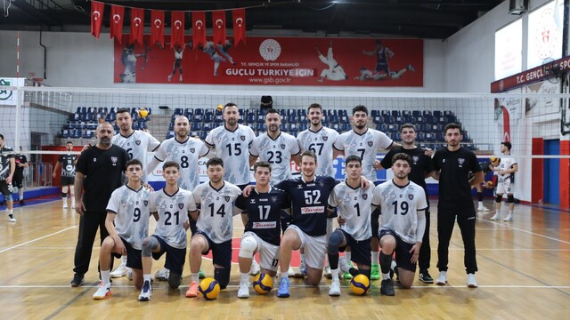 Konuralp beyleri Fenerbahçe'yi konuk ediyor