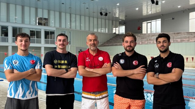 BAİBÜ'de öğrencilere ücretsiz yüzme eğitimi