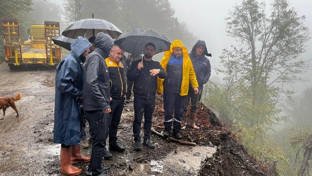 Düzce'de yağış mesaisi ekipler sahada, müdahaleler sürüyor