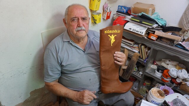 Efelerin zamanla yarışan mirası: 'Körüklü çizme'
Asırlık zanaatın dünyadaki son temsilcisi 76 yaşındaki Hasan Hüseyin Usta
Yörük kültürünün simgesi körüklü çizmede yarım asrı aşan emek