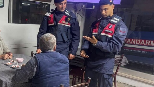 Bilecik'te 4 aranan şahıs yakalandı