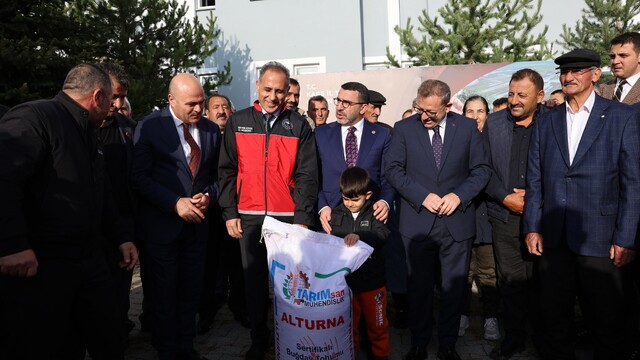 Kars'ta afetten etkilenen üreticilere 26 milyon liralık tarımsal destek