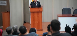 Prof. Dr. Durmuş Boztuğ, Türk irfan geleneğinin tarihsel izlerini anlattı