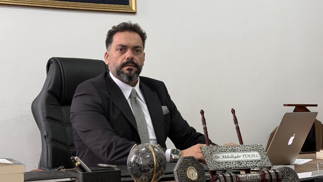 Sosyal politika uzmanı yapay zekanın tehdit ettiği meslekleri sıraladı
Doç. Dr. Yüksel: "Dünyadaki her dört işten biri üretken yapay zekadan etkilenecek"