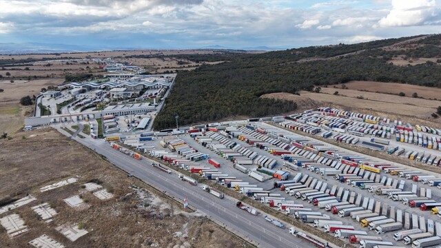 Bulgaristan sınırında 30 kilometre TIR kuyruğu