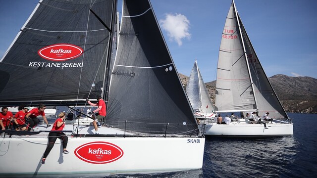 Bursalı yelkenciler Knidos Cup'ta kürsüye çıktı