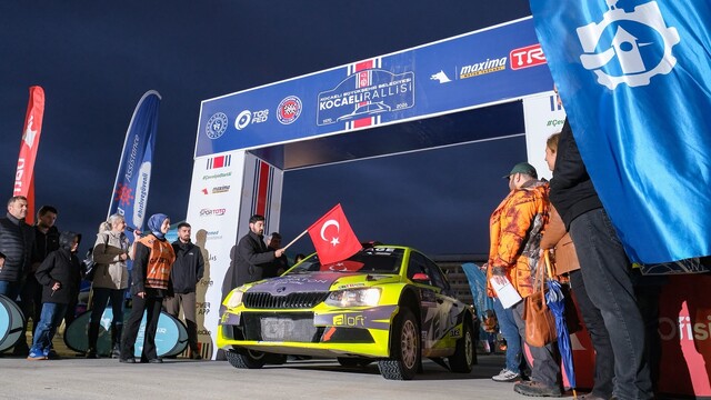 43. Kocaeli Rallisi'nde 80 sporcu kıyasıya yarışıyor