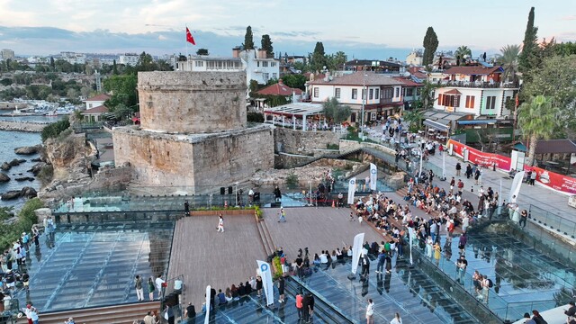 Hıdırlık Kulesi'nde "Gün Batımı Konserleri" sürüyor