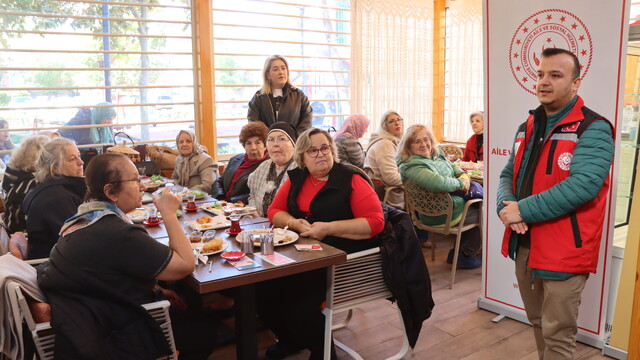 Kırklareli'nde ihtiyaç sahibi öğrenciler için dayanışma etkinliği düzenlendi