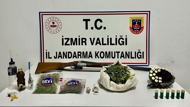 İzmir'de uyuşturucu operasyonu; 42 gözaltı