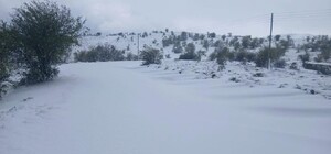 Manisa'ya mevsimin ilk karı düştü